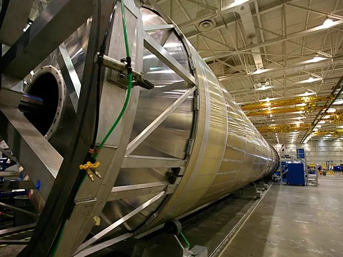 SpaceX_factory_Falcon_9_booster_tank-02-01